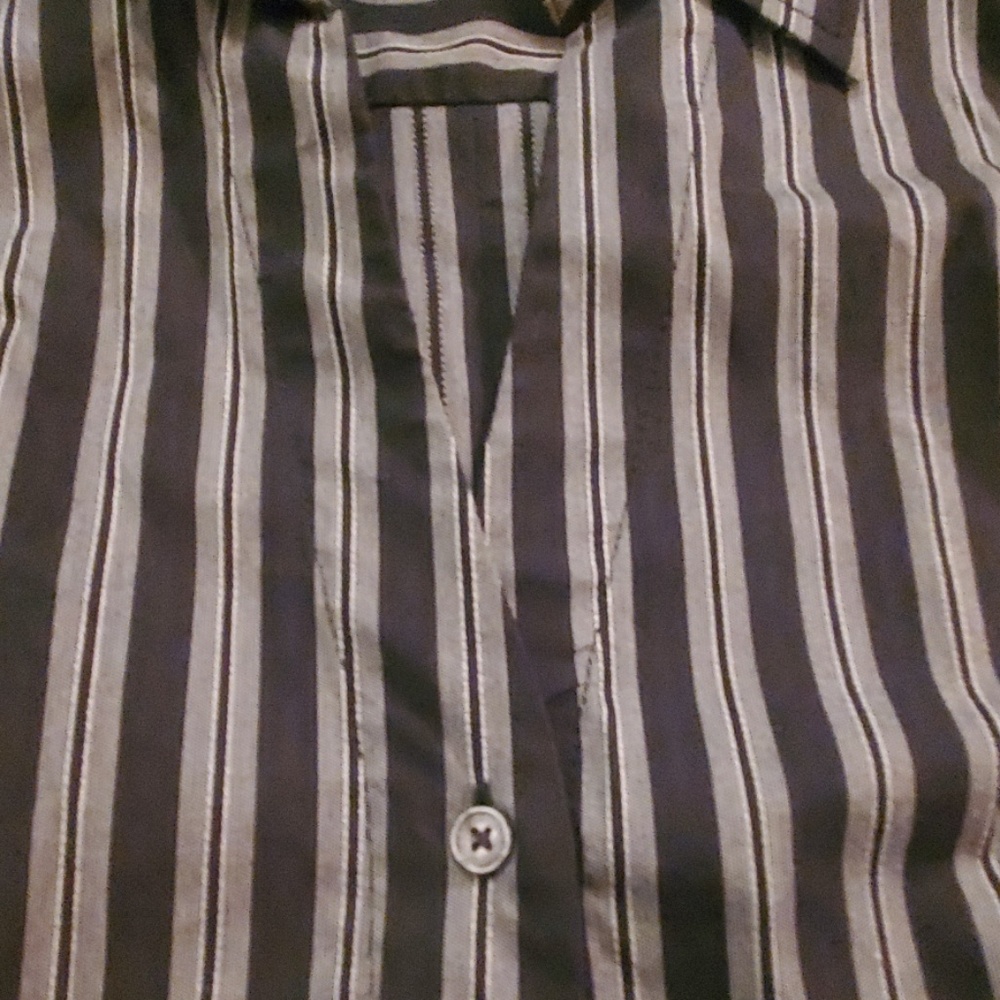 Express Design Studio button down top - Picture 2 of 3